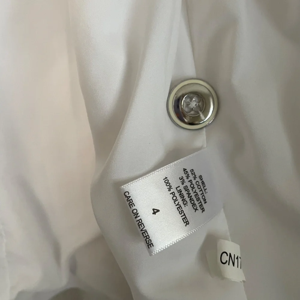 7th Avenue Design Studio White Cap sleeve Blazer - Picture 4 of 4